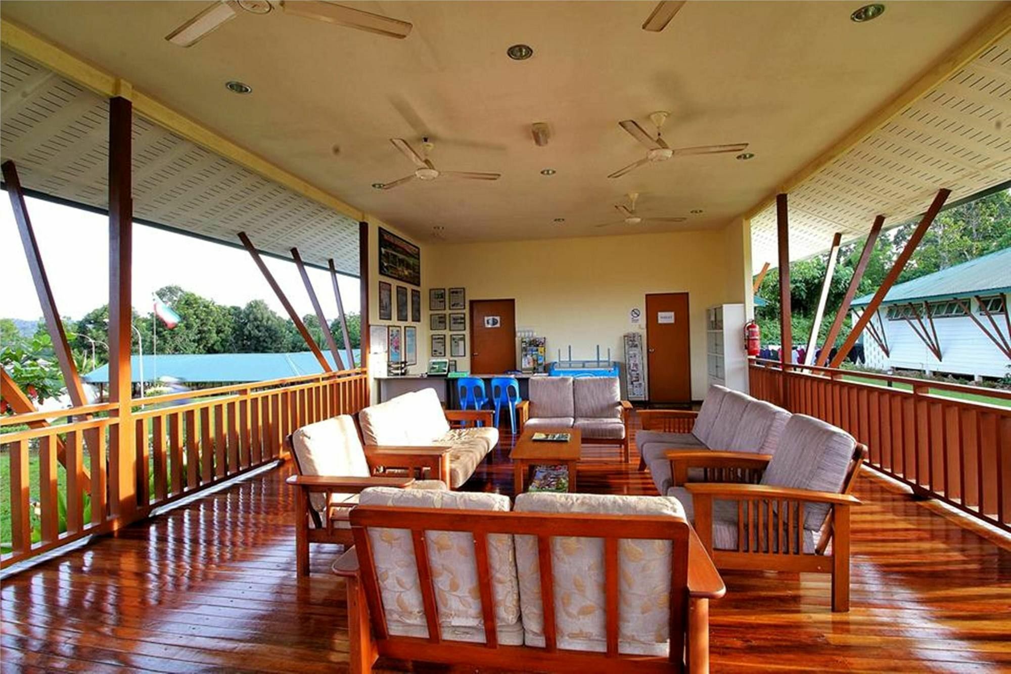 Tanini Sepilok Formerly Known As Nature Lodge Сепилок Екстериор снимка